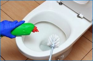 Halb pesta WC: põhjused ja lahendada probleeme