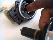 Pumba pesumasina remont INDESIT: Kuidas eemaldada, puhastada ja asendada?