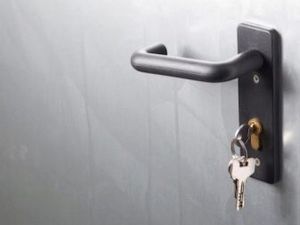 Burglar-resistentsed uksed: funktsioonide funktsioonid